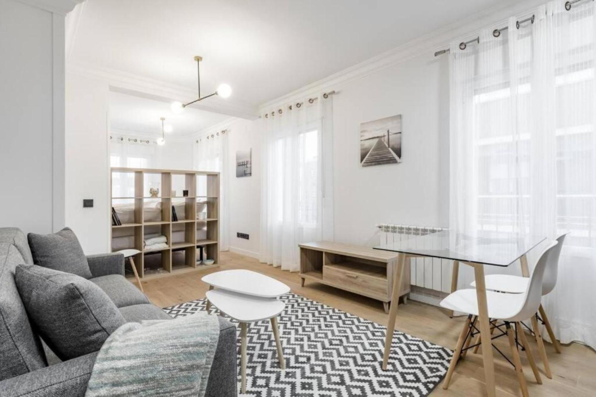 Diseno, Comodidad Y Ubicacion Ideal A Pocos Pasos De Madrid Rio Buitenkant foto